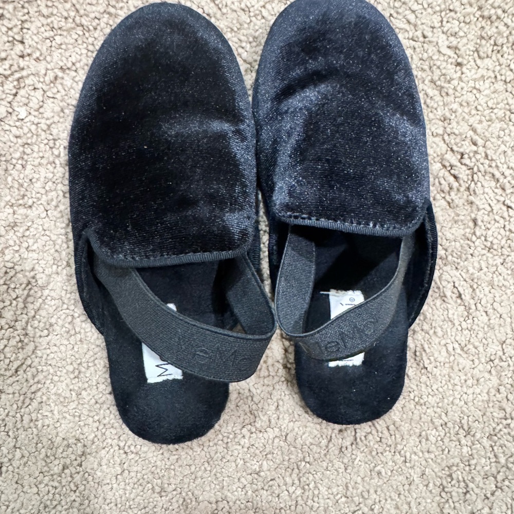 Kids Black Slippers